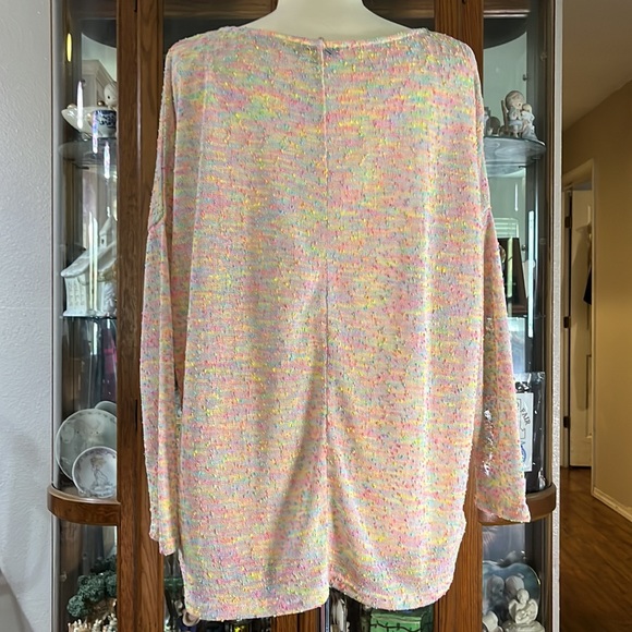 PRETTY PASTEL COLORED SHEER SCOOP NECK SWEATER! - Picture 3 of 8